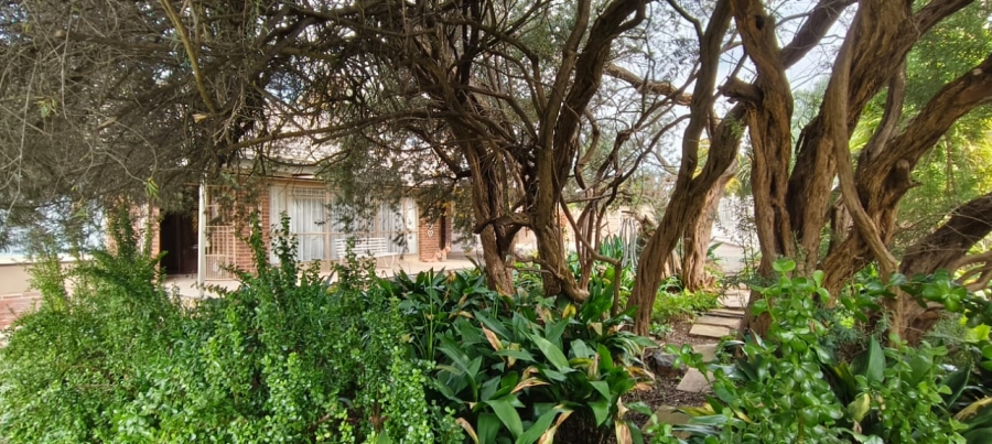 5 Bedroom Property for Sale in Pellissier Free State